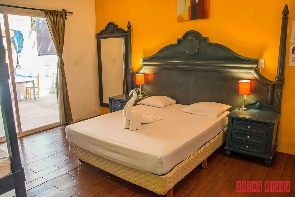 Enjoy Playa Hostel Playa del Carmen Meksika