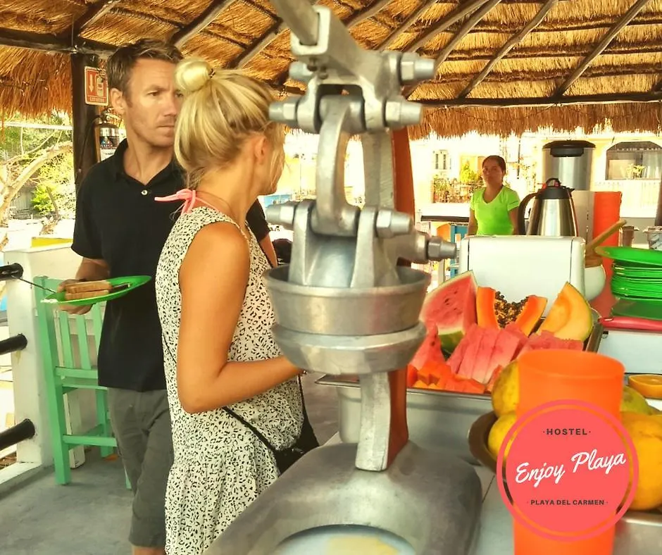 Enjoy Playa Hostel Playa del Carmen 0*,  Meksika