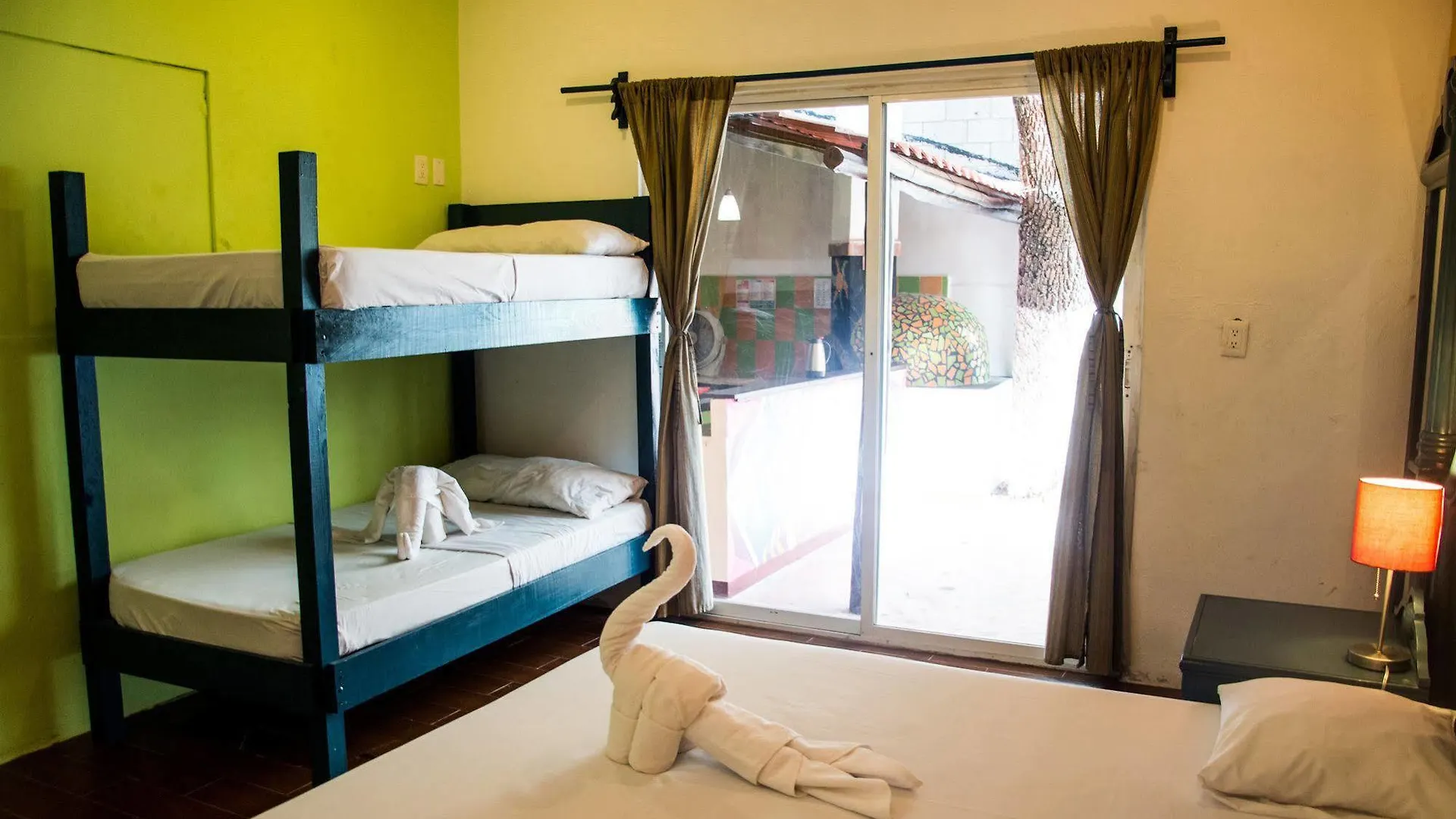 Enjoy Playa Hostel Playa del Carmen Meksika